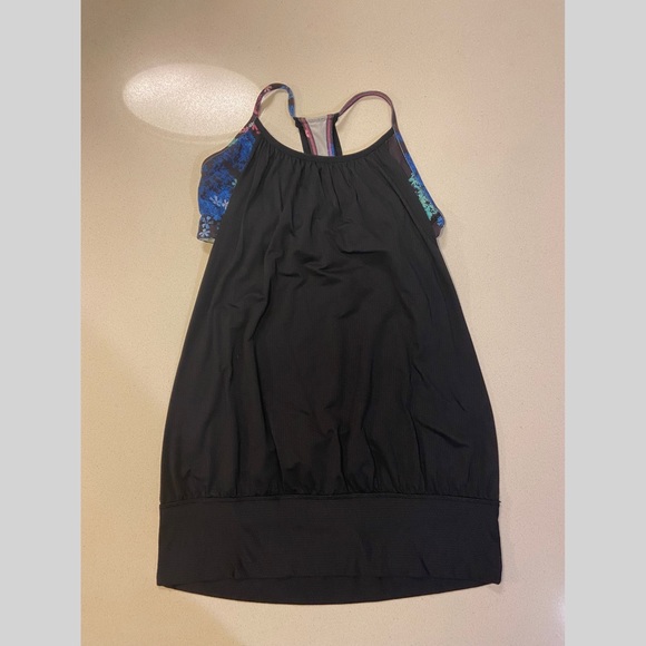 Black/Floral Lululemon Tank w/ built in bra - Picture 2 of 5
